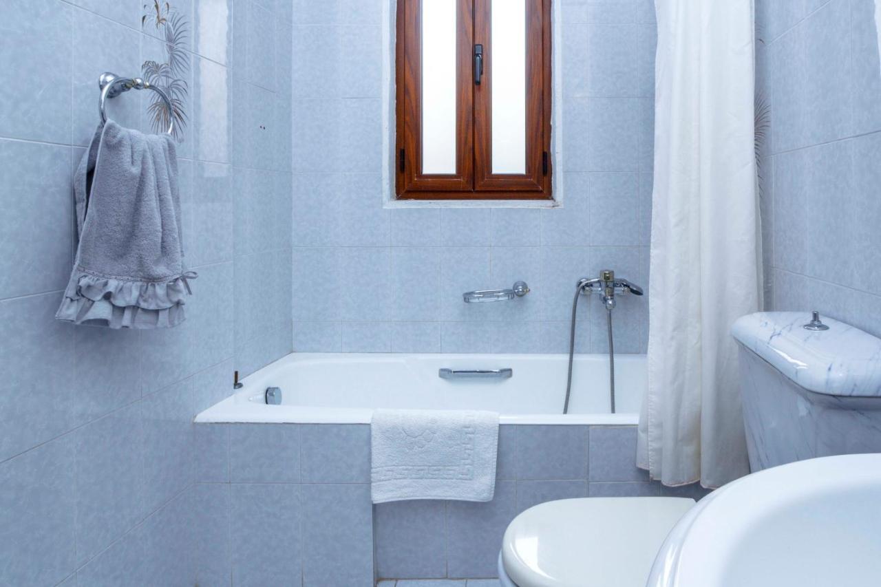 Villa Skiadeni Chalki Town Zewnętrze zdjęcie